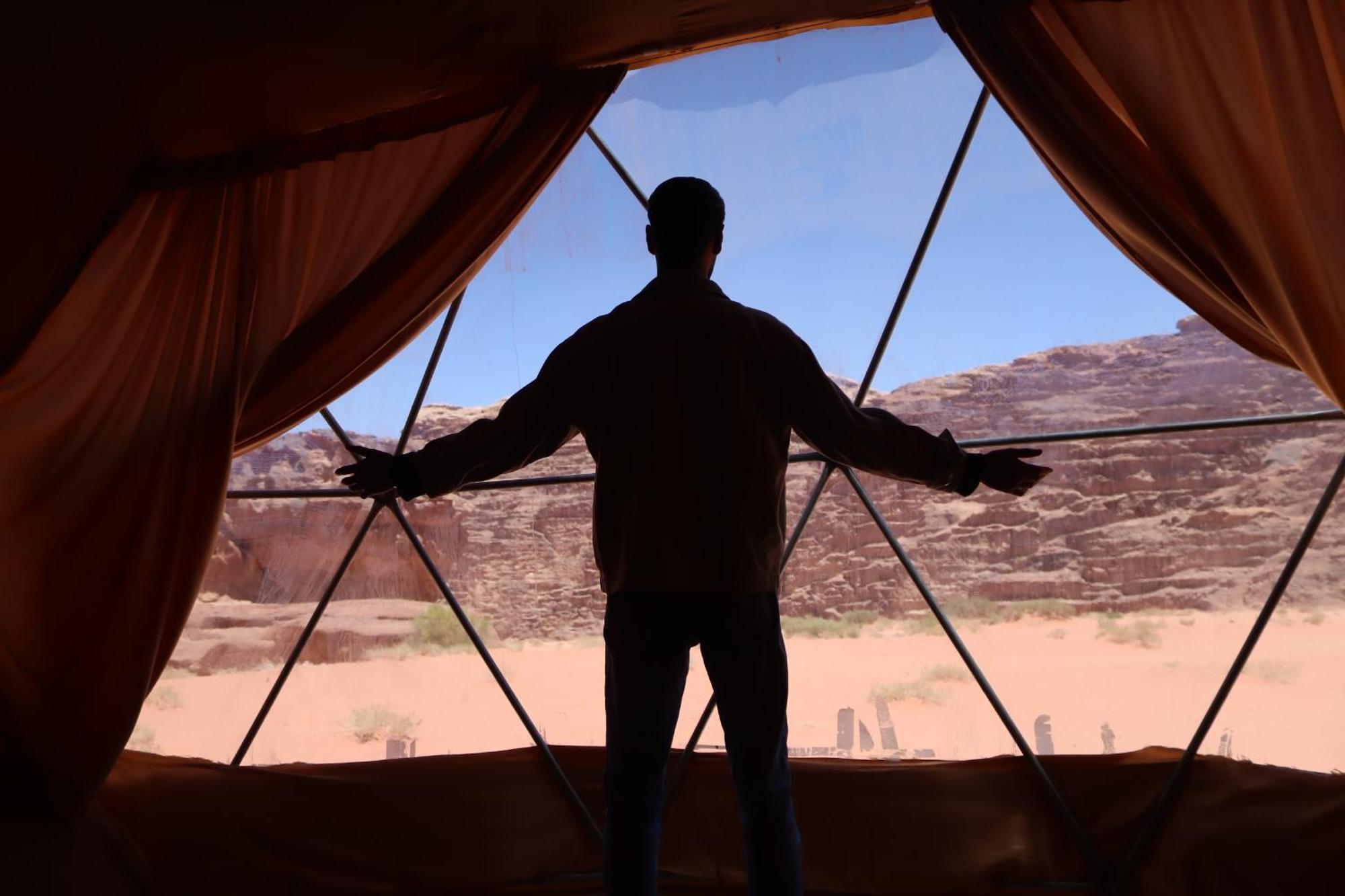 Wadi Rum Bubble Camp & Tour Zewnętrze zdjęcie